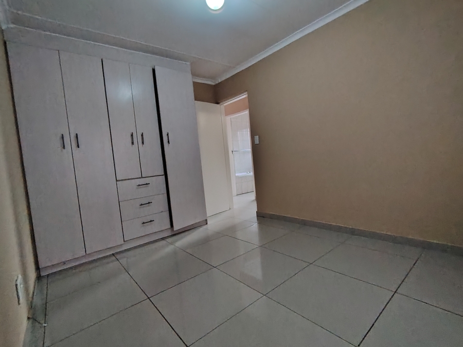 To Let 2 Bedroom Property for Rent in Elandspoort Gauteng