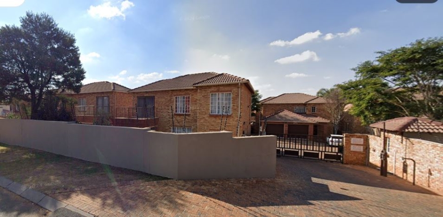 3 Bedroom Property for Sale in Willowbrook Gauteng