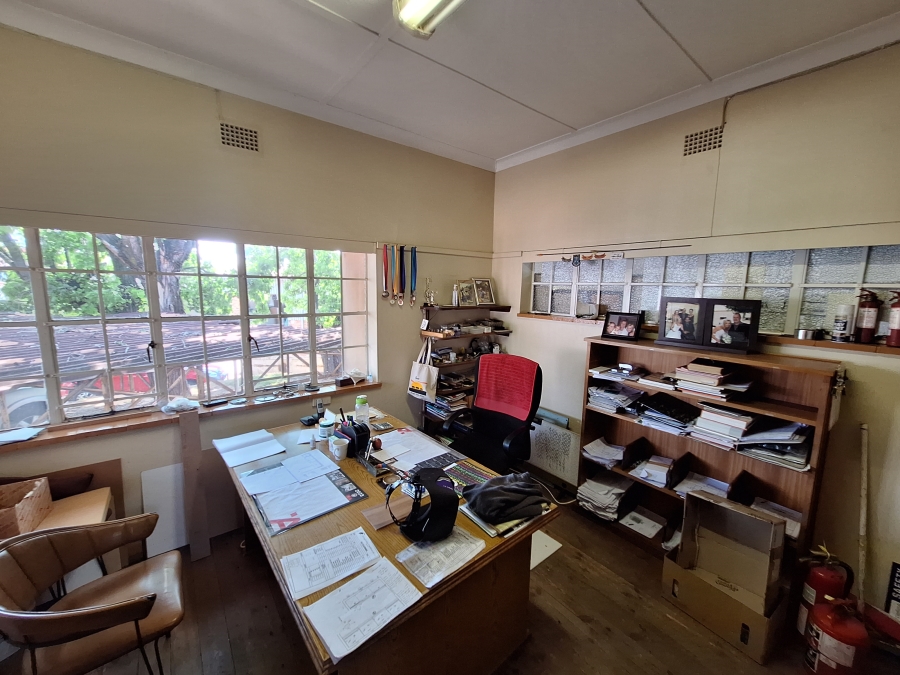 0 Bedroom Property for Sale in Factoria Gauteng