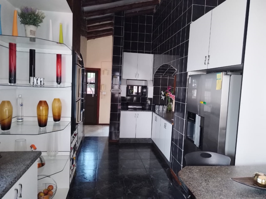 4 Bedroom Property for Sale in Birch Acres Gauteng