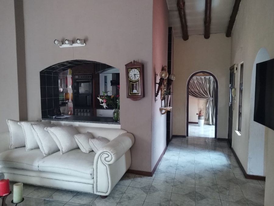 4 Bedroom Property for Sale in Birch Acres Gauteng