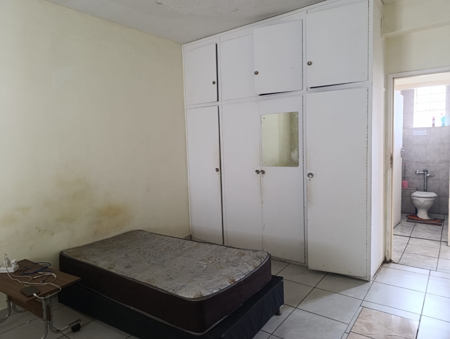 2 Bedroom Property for Sale in Sunnyside Gauteng