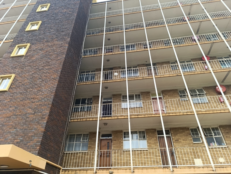 2 Bedroom Property for Sale in Sunnyside Gauteng