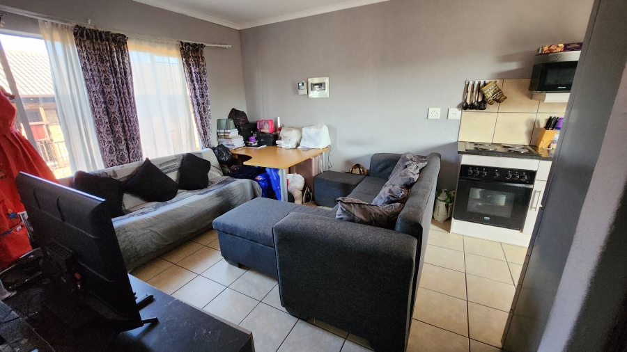 2 Bedroom Property for Sale in The Orchards Gauteng