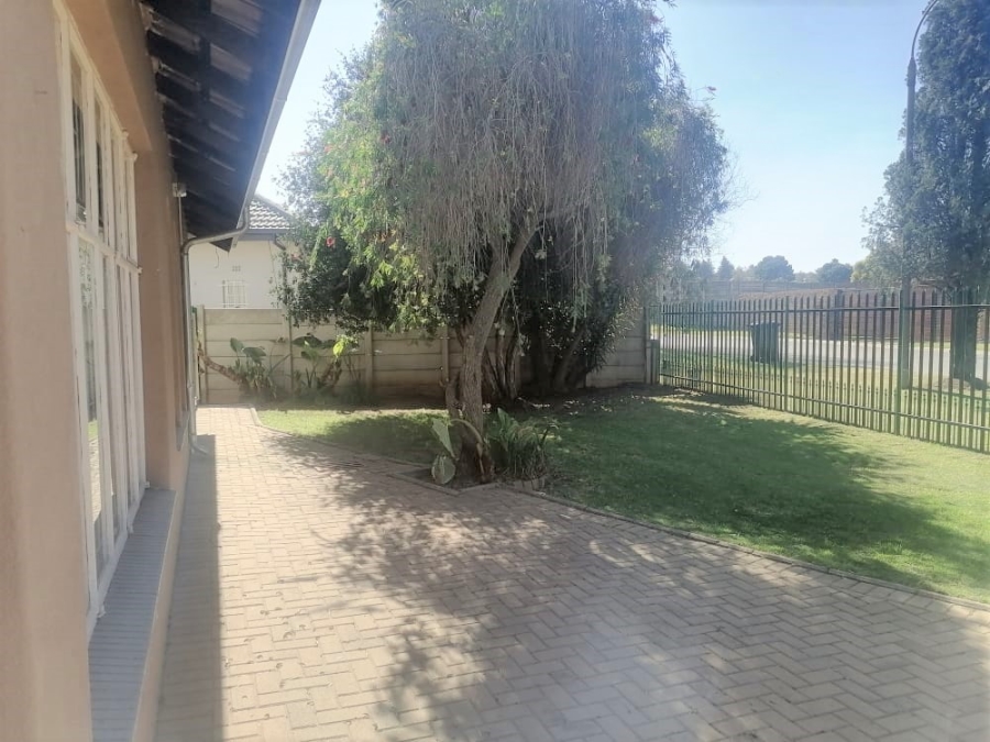 3 Bedroom Property for Sale in Pomona Gauteng