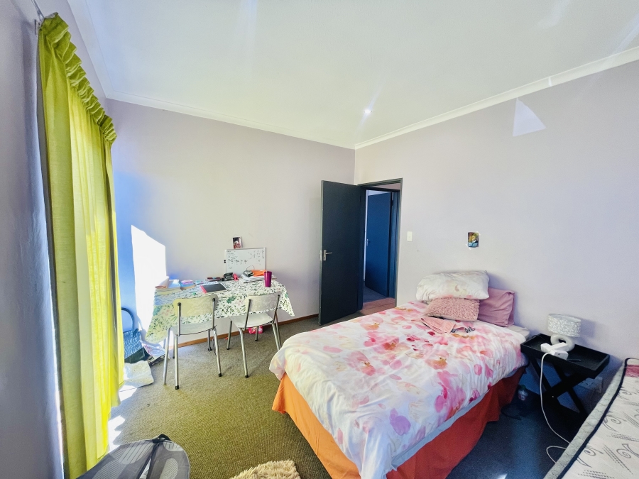 To Let 2 Bedroom Property for Rent in Auckland Park Gauteng