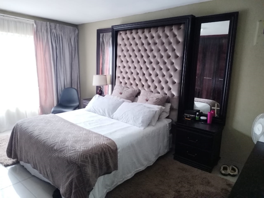 2 Bedroom Property for Sale in Emfihlweni Gauteng