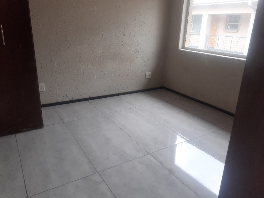 To Let 1 Bedroom Property for Rent in Ferndale Gauteng