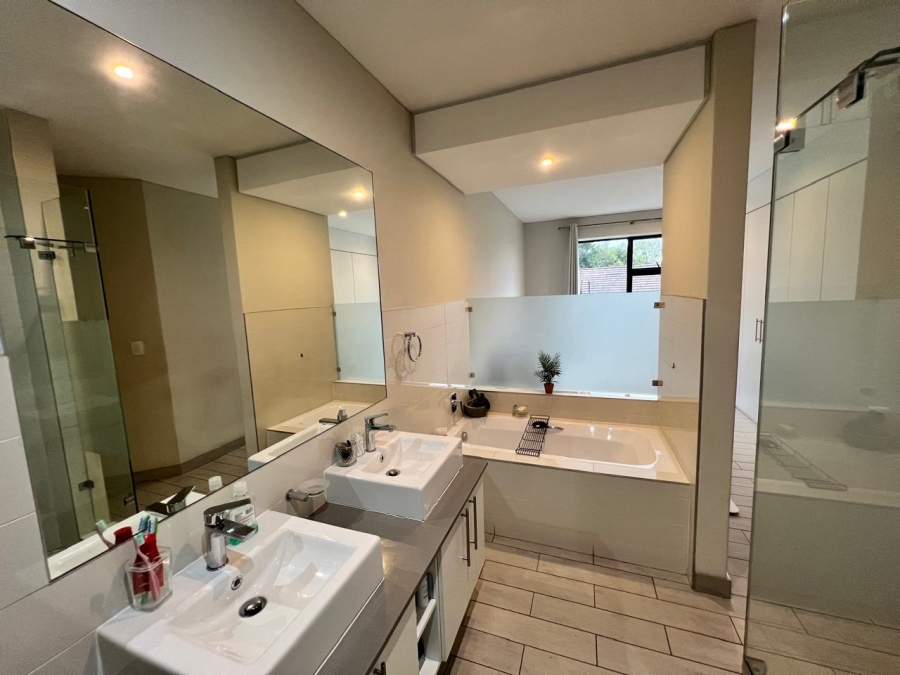 2 Bedroom Property for Sale in Rivonia Gauteng