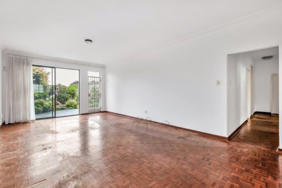2 Bedroom Property for Sale in Linden Gauteng