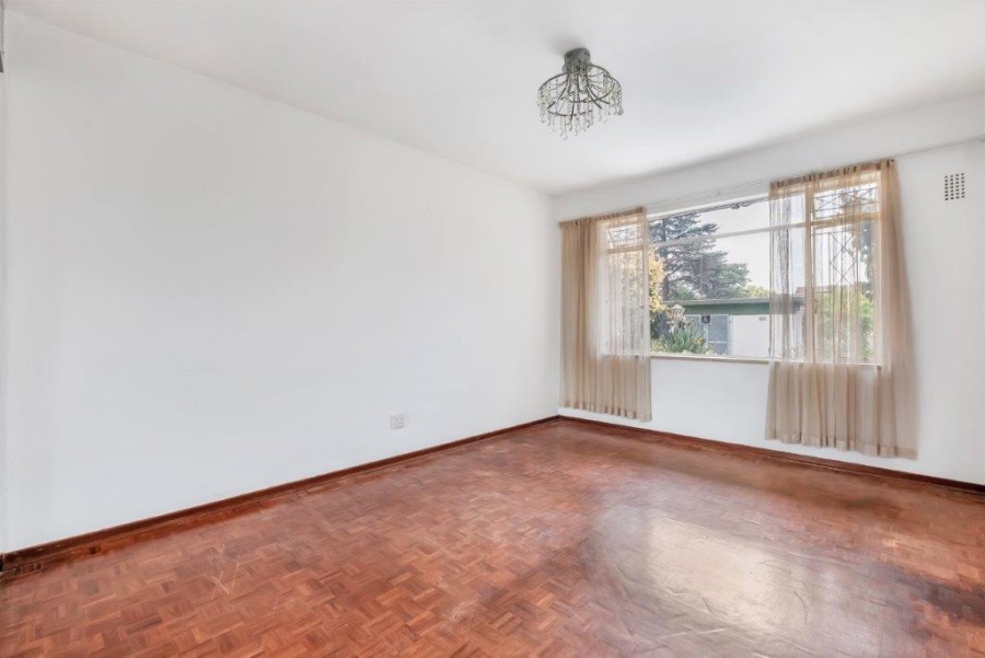 2 Bedroom Property for Sale in Linden Gauteng