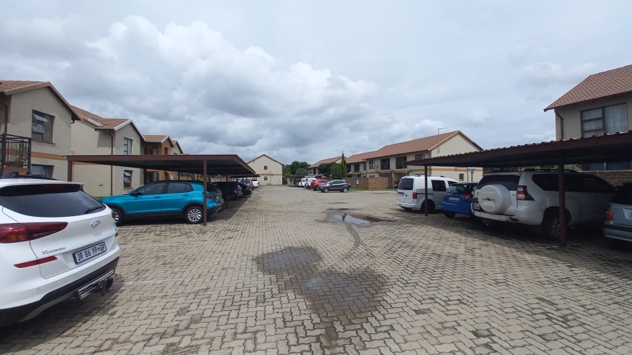 3 Bedroom Property for Sale in Parkrand Gauteng