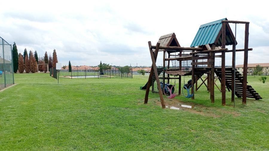 3 Bedroom Property for Sale in Parkrand Gauteng