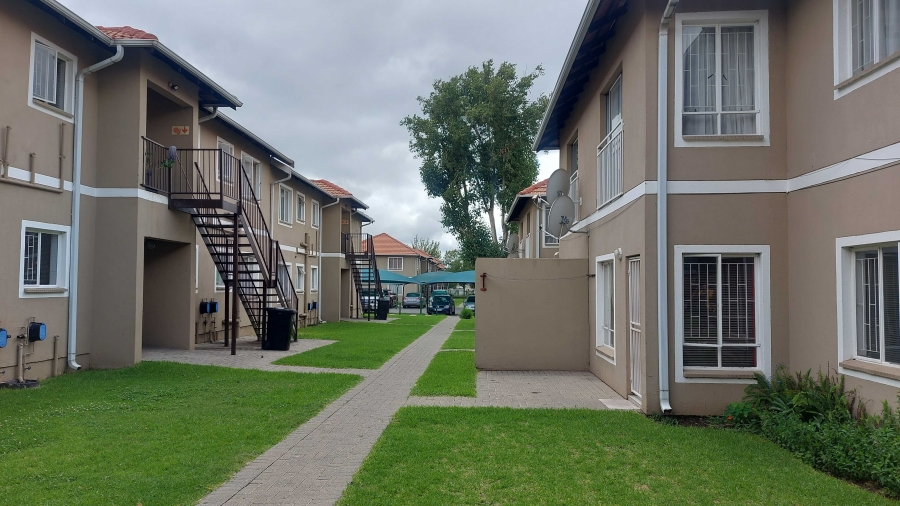 2 Bedroom Property for Sale in Comet Gauteng