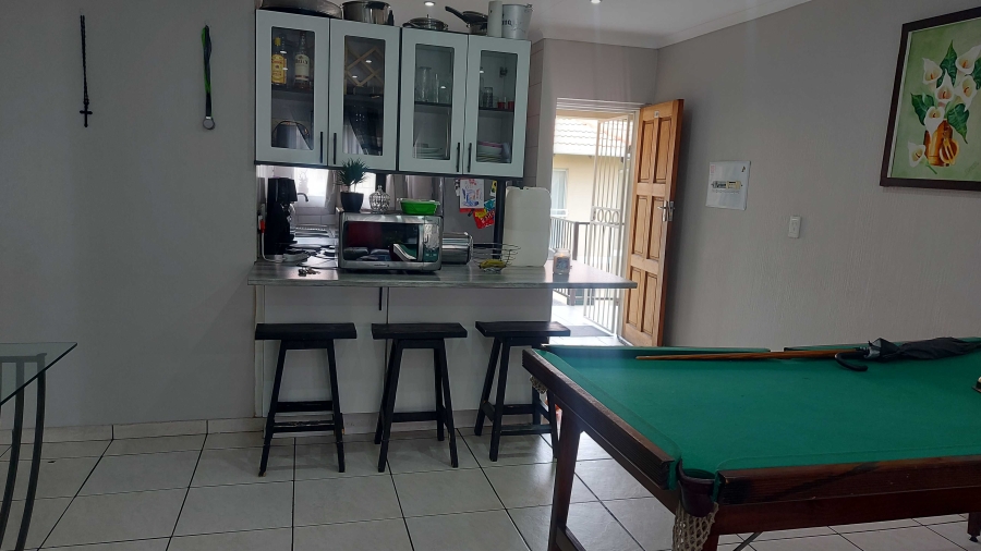 2 Bedroom Property for Sale in Comet Gauteng