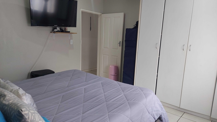 2 Bedroom Property for Sale in Comet Gauteng