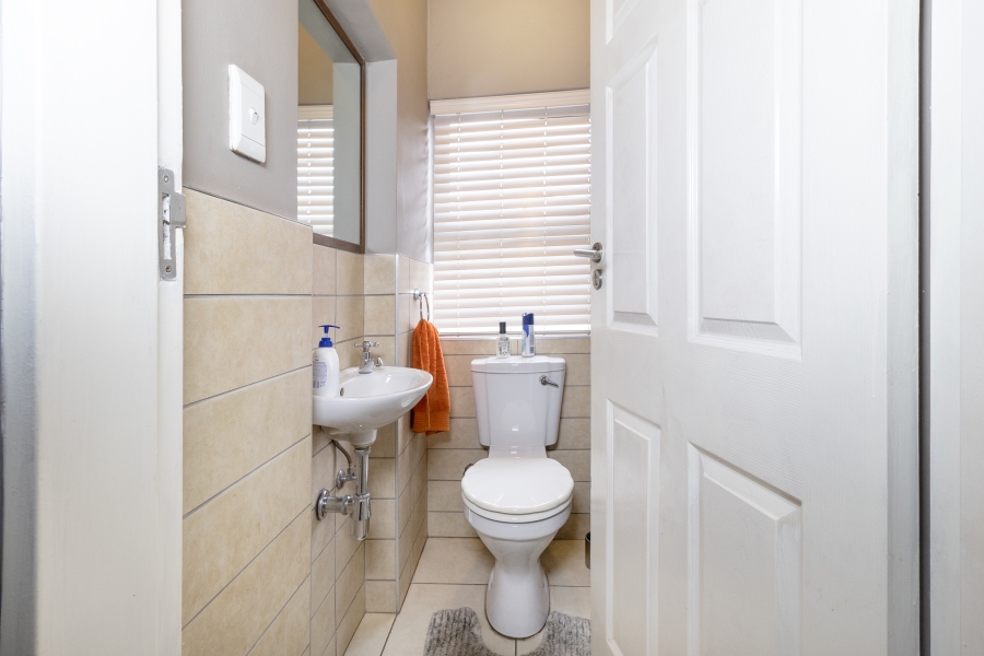 2 Bedroom Property for Sale in Murrayfield Gauteng