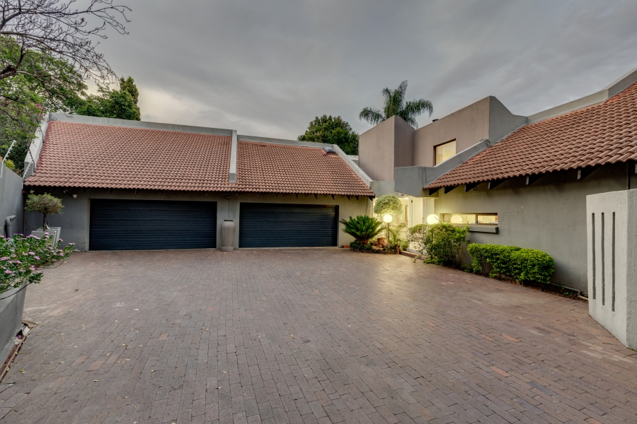 4 Bedroom Property for Sale in Morningside Gauteng