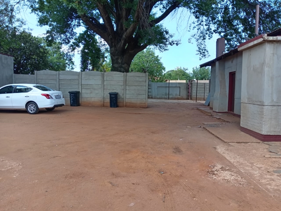 5 Bedroom Property for Sale in Kempton Park Ah Gauteng