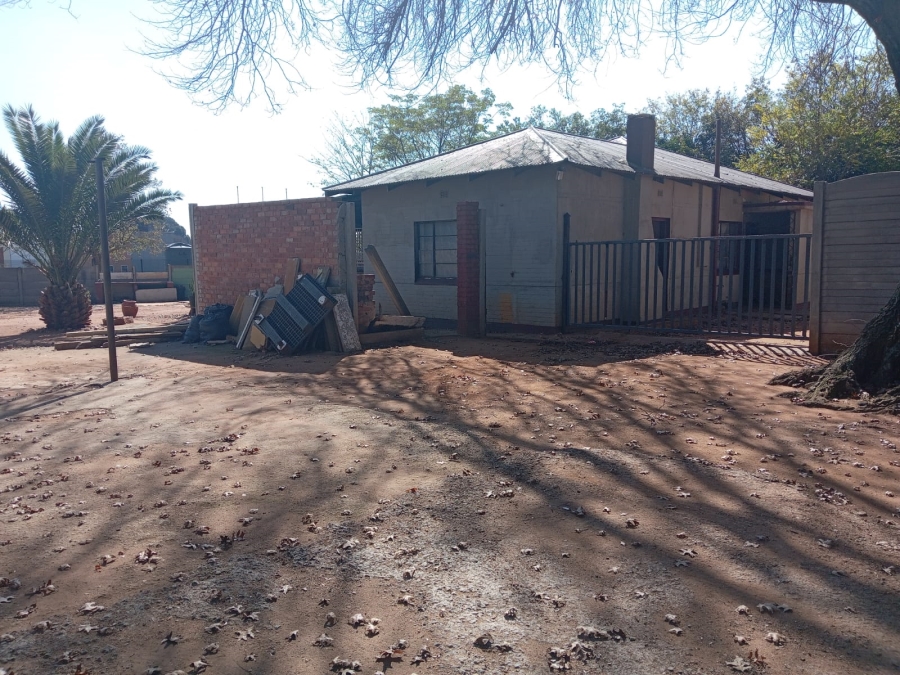 5 Bedroom Property for Sale in Kempton Park Ah Gauteng