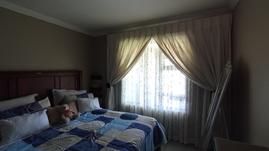 3 Bedroom Property for Sale in Amberfield Valley Gauteng