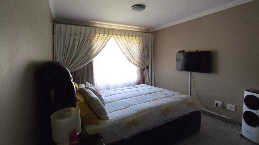 3 Bedroom Property for Sale in Amberfield Valley Gauteng