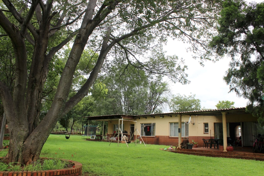 7 Bedroom Property for Sale in Swacina Park A H Gauteng