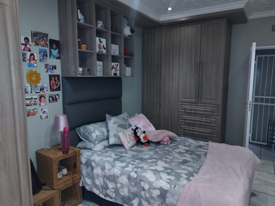 3 Bedroom Property for Sale in Allen Grove Gauteng