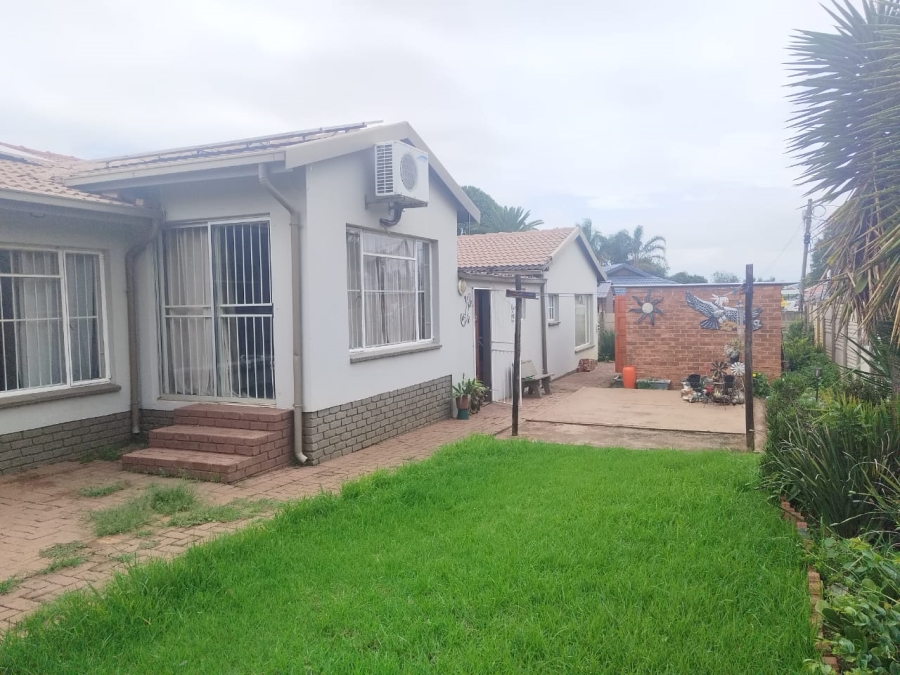 3 Bedroom Property for Sale in Allen Grove Gauteng