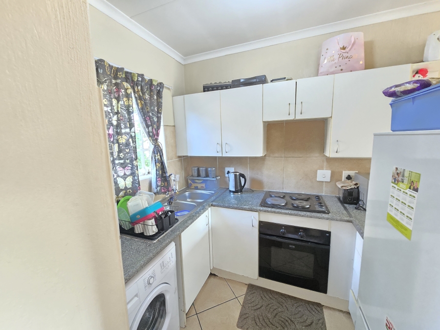 2 Bedroom Property for Sale in Wilgeheuwel Gauteng