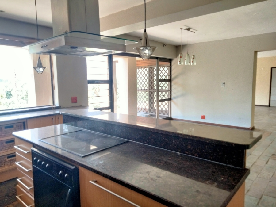 6 Bedroom Property for Sale in Kenmare Gauteng