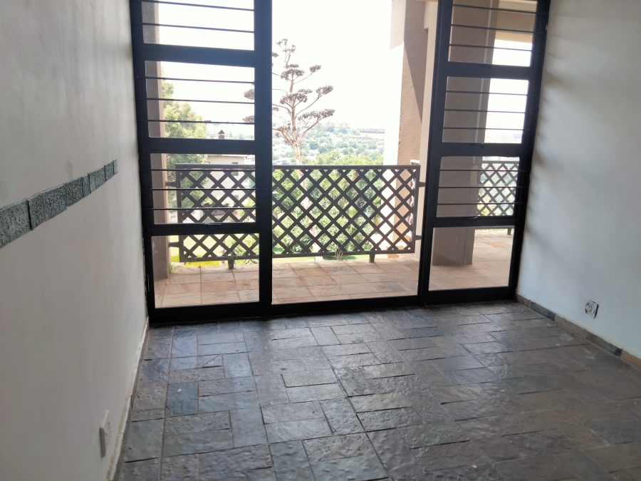 6 Bedroom Property for Sale in Kenmare Gauteng