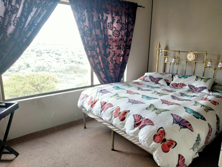 6 Bedroom Property for Sale in Kenmare Gauteng