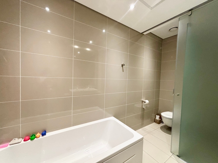 2 Bedroom Property for Sale in Morningside Gauteng