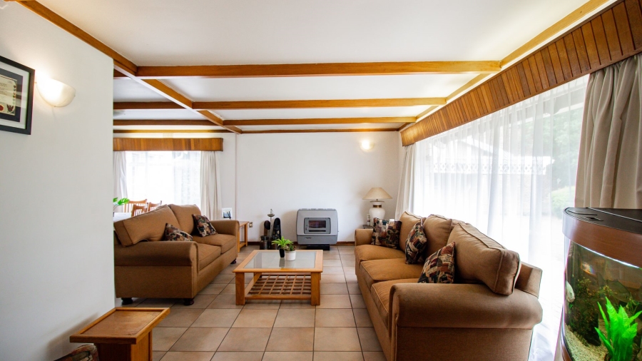 3 Bedroom Property for Sale in Parkhill Gardens Gauteng