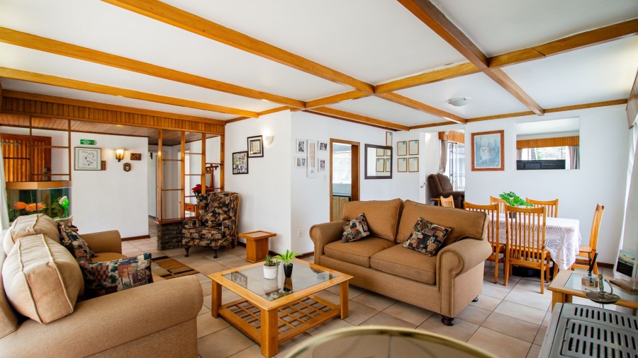 3 Bedroom Property for Sale in Parkhill Gardens Gauteng