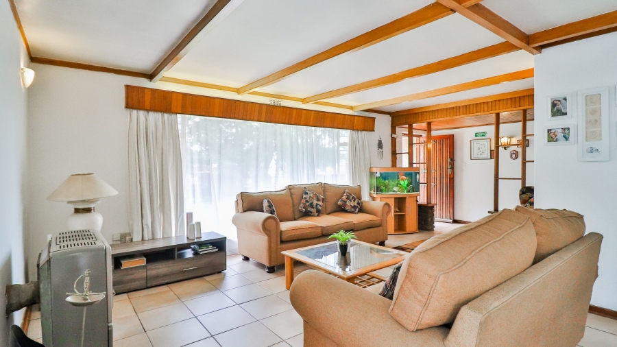 3 Bedroom Property for Sale in Parkhill Gardens Gauteng