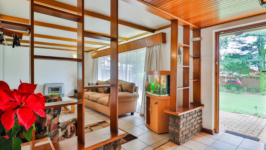 3 Bedroom Property for Sale in Parkhill Gardens Gauteng