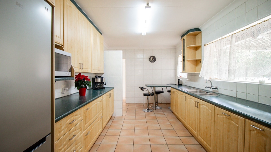 3 Bedroom Property for Sale in Parkhill Gardens Gauteng