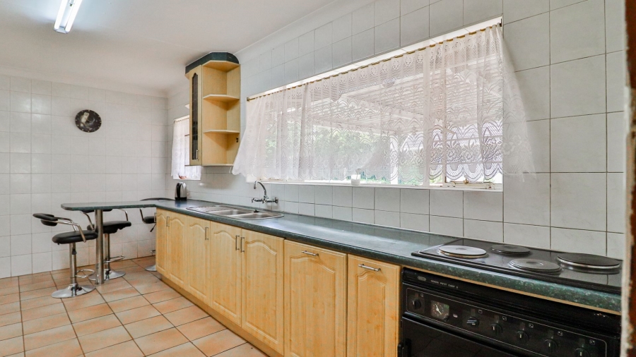 3 Bedroom Property for Sale in Parkhill Gardens Gauteng