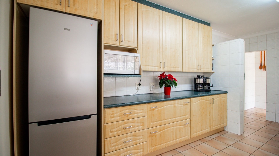 3 Bedroom Property for Sale in Parkhill Gardens Gauteng