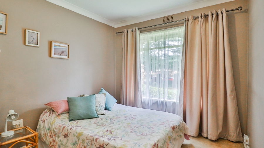 3 Bedroom Property for Sale in Parkhill Gardens Gauteng