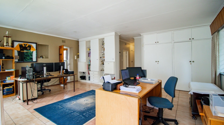 3 Bedroom Property for Sale in Parkhill Gardens Gauteng