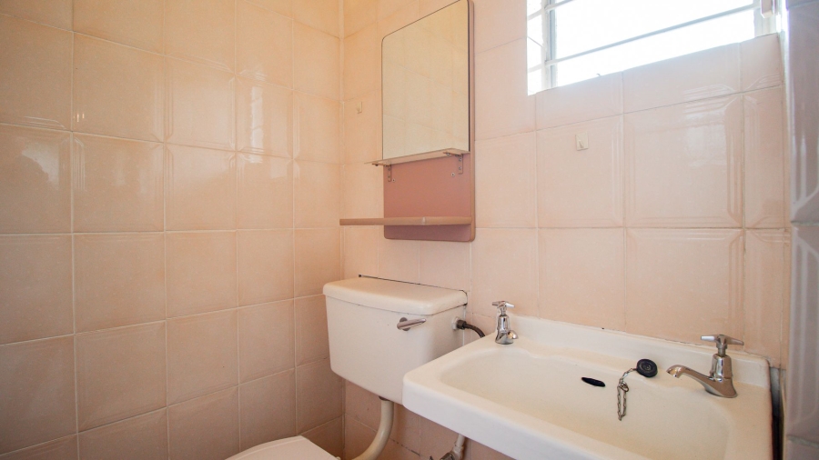 3 Bedroom Property for Sale in Parkhill Gardens Gauteng