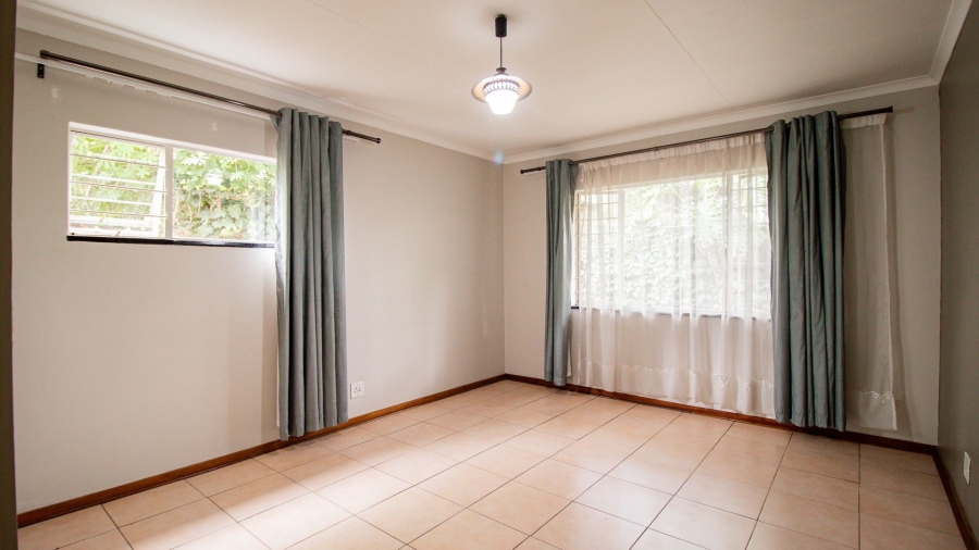 3 Bedroom Property for Sale in Parkhill Gardens Gauteng