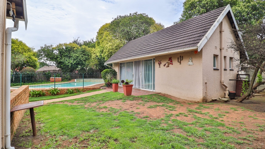 3 Bedroom Property for Sale in Parkhill Gardens Gauteng