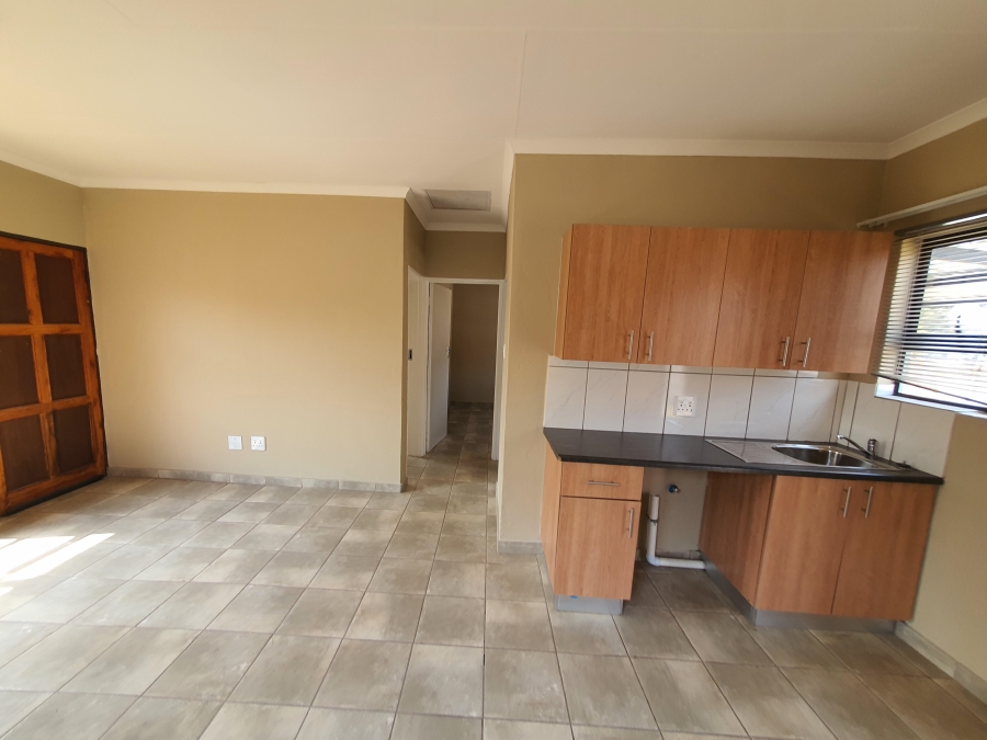 To Let 2 Bedroom Property for Rent in Albemarle Gauteng