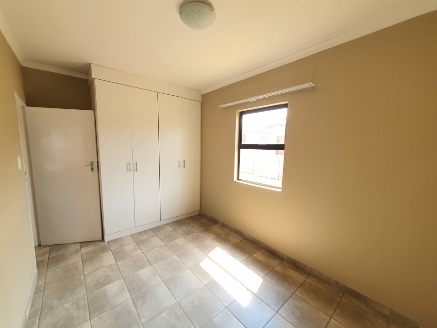 To Let 2 Bedroom Property for Rent in Albemarle Gauteng