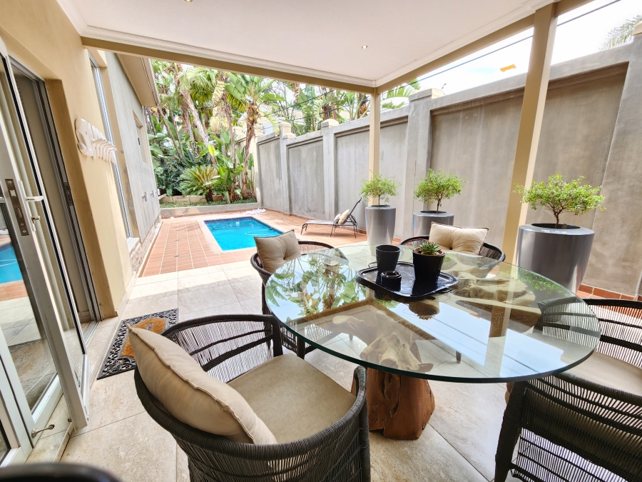 To Let 2 Bedroom Property for Rent in Waterkloof Ridge Gauteng