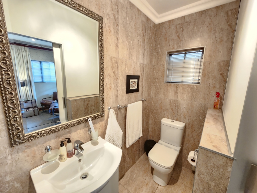 To Let 2 Bedroom Property for Rent in Waterkloof Ridge Gauteng